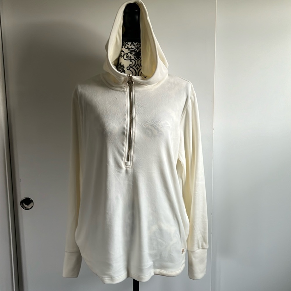 Jones sport top